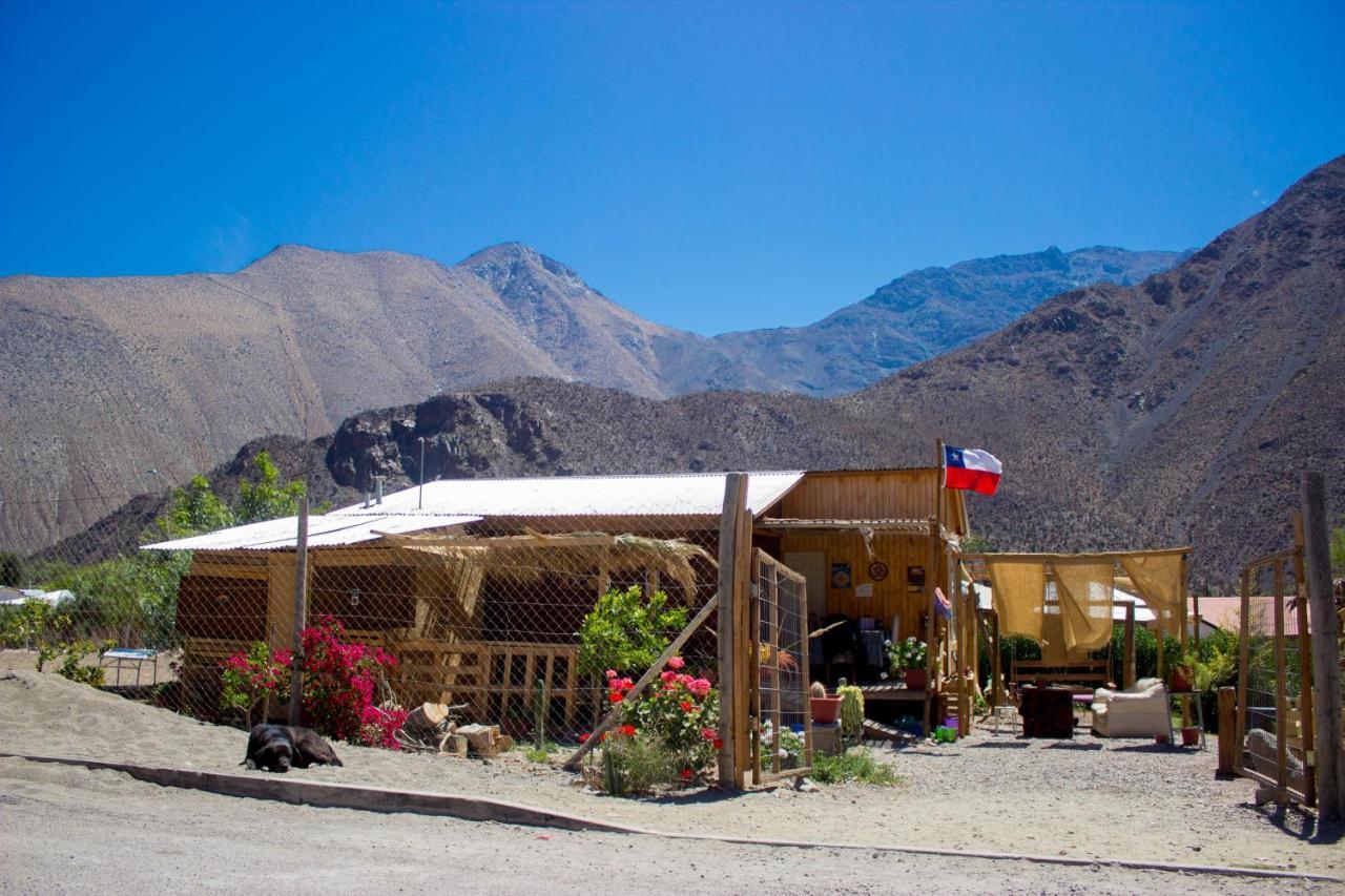 Hotel Astro Camping Elqui Experience à Vicuña Extérieur photo